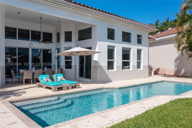 Photo - 954 Sanibel Dr
