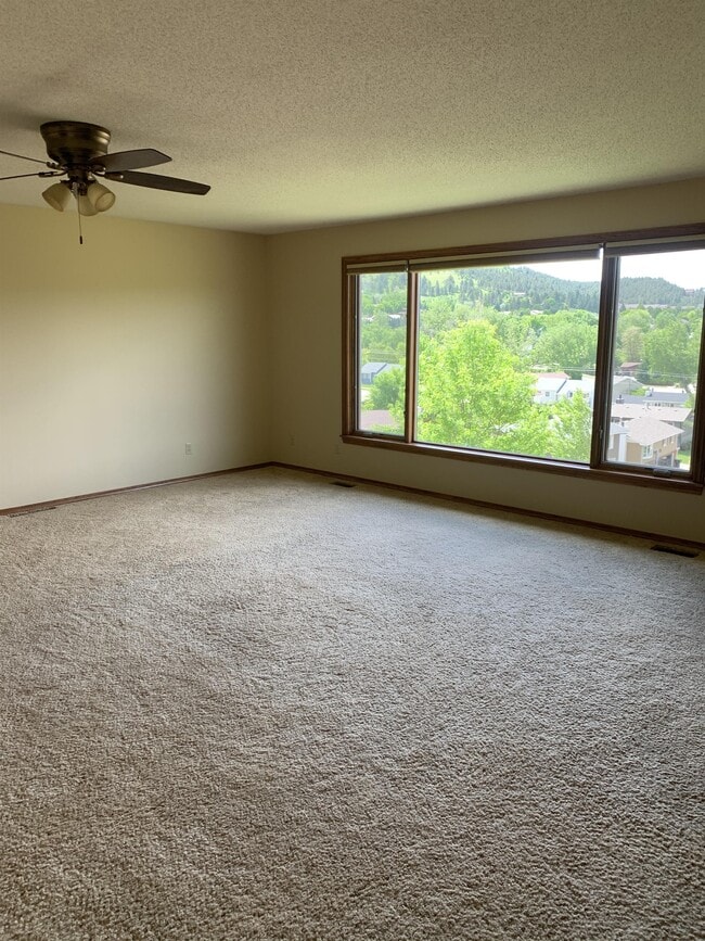 Photo - 2705 Tomahawk Dr