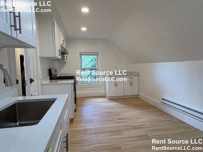 Photo - 9 Knapp St Unit 3