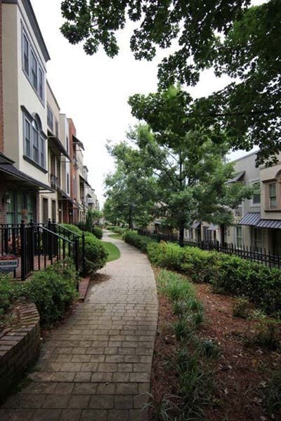 Photo - 1219 Mecaslin St NW Unidad 5