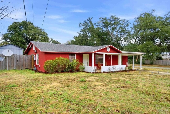 Photo - 3750 Martin St