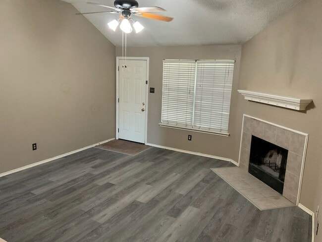 Photo - 1001 Stockton Dr