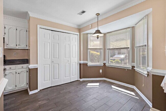 Photo - Churchland Townhouse