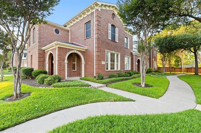 Photo - 152 Leonard St Townhome