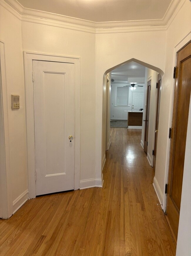 Photo - 7635 S Yates Blvd