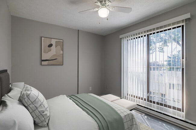 Photo - Dakota Ridge