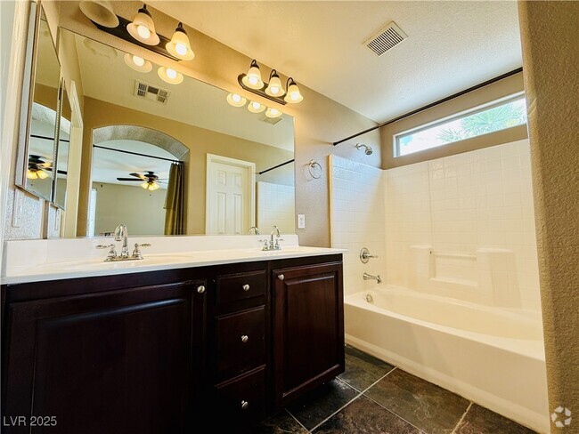 Building Photo - 9152 Beautiful Flower Ct Rental