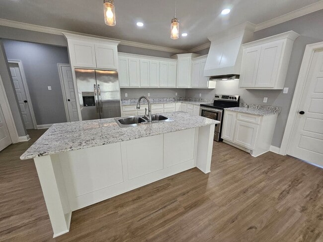 Photo - 1277 Miller St