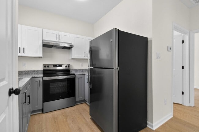 Photo - 2005-2007 Scotty Ct Unit 2005 Scotty Ct