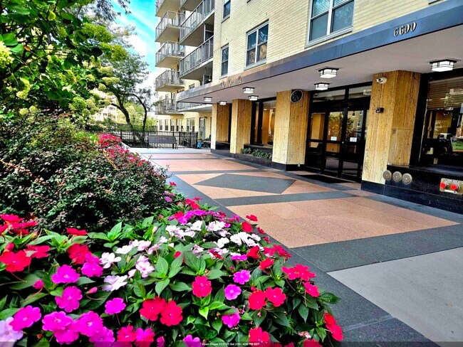 Building Photo - 6600 JFK Blvd E Unit 15B