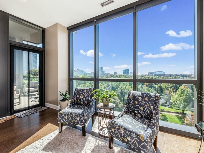 Photo - 250 W Spring St Unit 512