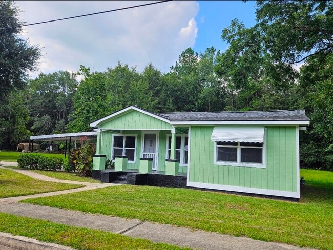 Photo - 140 Cherrie Murrell St