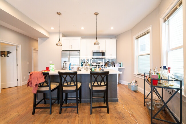 Photo - 50 Calumet St Unit 1