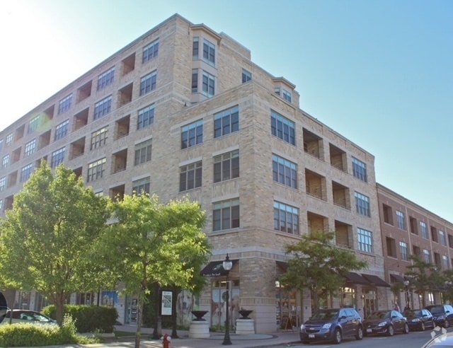 Building Photo - 10 S Dunton Ave Unit 214 Rental