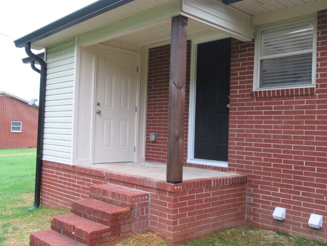 Photo - Newly Renovated Brick Duplexes in Lincolnt...