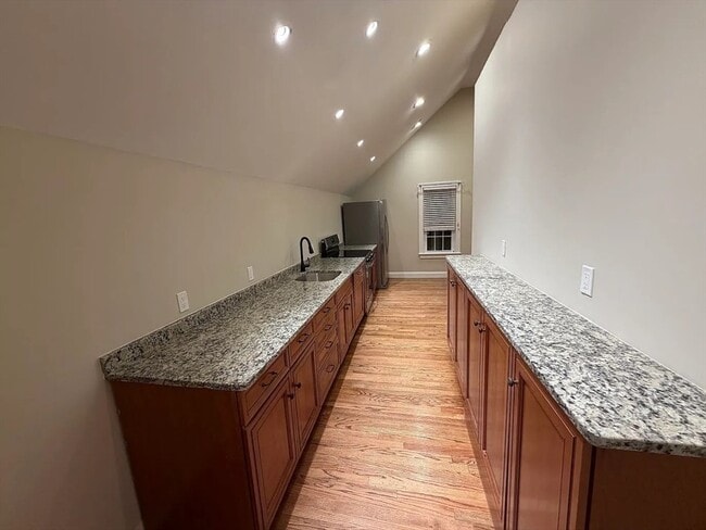 Photo - 225 Main St Unit 2