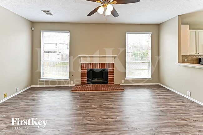 Photo - 18810 Summer Anne Dr