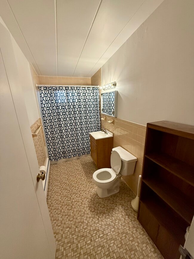 Photo - 1 Maplewood Rd Unit 205