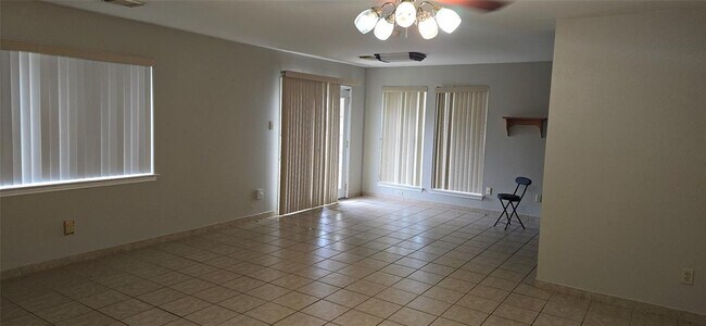 125 Kelly Ln