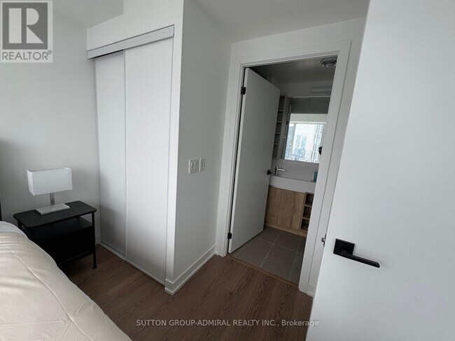 Photo - 319 Jarvis St Unité 4001