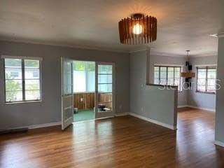 Photo - 1155 53rd Ave N