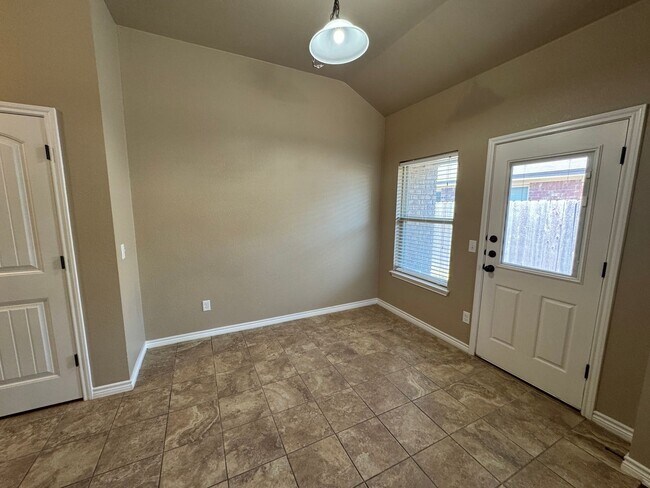 Photo - 506 Sladecek Dr Unidad B