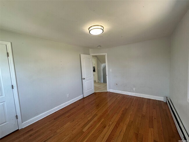 Photo - 27 Gladys Ave