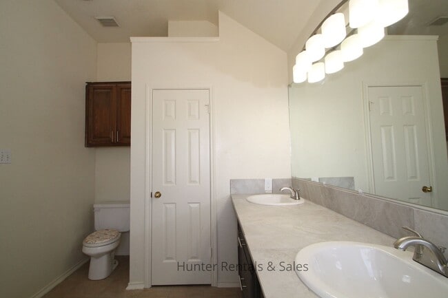 Photo - Brook Hollow Honey!