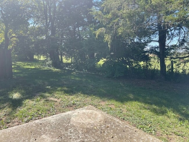 Building Photo - 108 W Olive St Unit 108 Olive