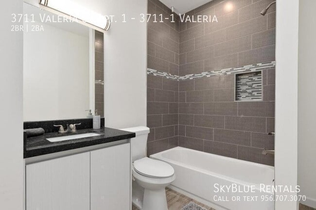 Photo - 3711 Valeria St