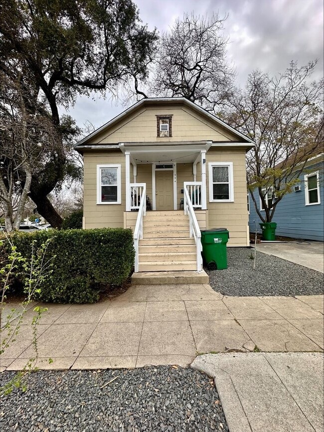 Photo - Reserve Now for June 2026! Updated House i...