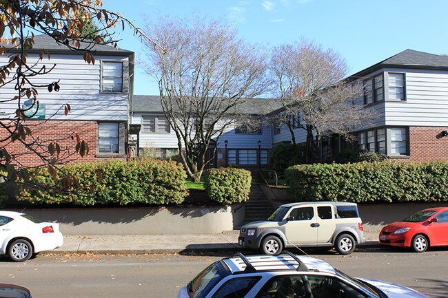 Photo - The Irvington Apartments