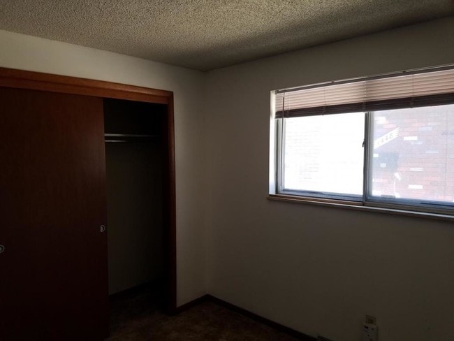 Photo - 1440 Kay St