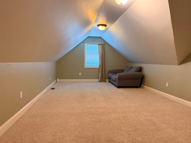 Photo - 1826 Bellshire Way