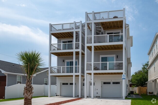 Building Photo - PLAN AND SECURE YOUR WINTER GETAWAY NOW, W... Rental