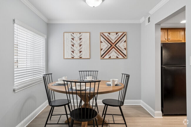 2BR, 1.5BA - 1,149SF - Dining Room