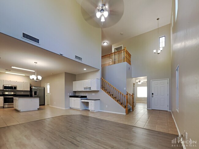 Photo - 17244 W Maui Ln