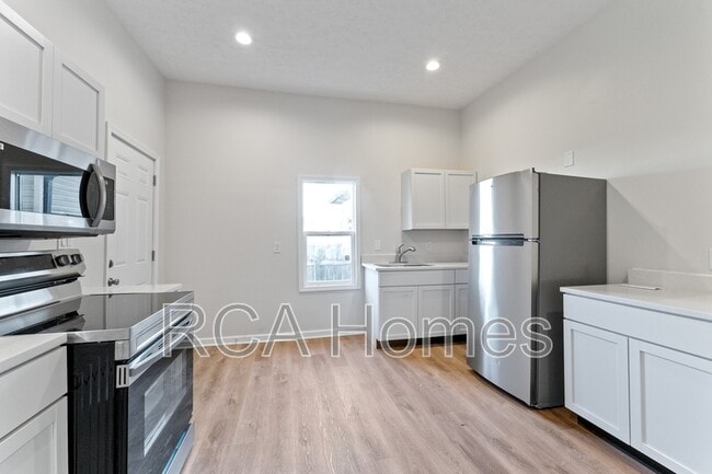 Photo - 21 N Gray St