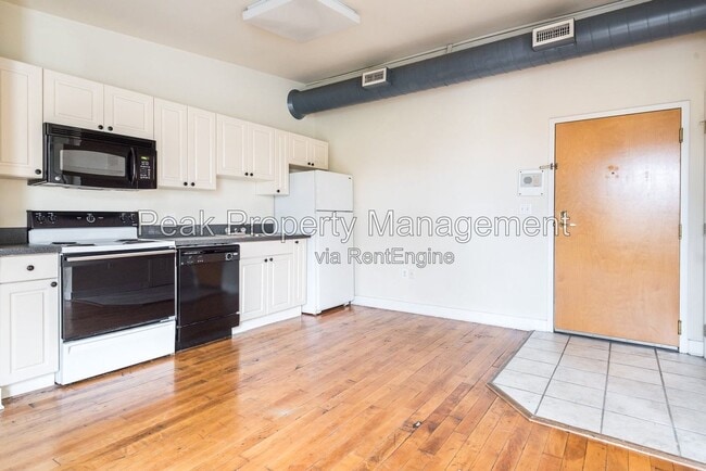 Photo - Poythress Apartments