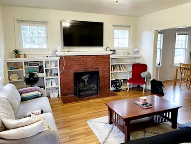 Photo - PRE-LEASE 4 BED 2 BATH – University Hill B...