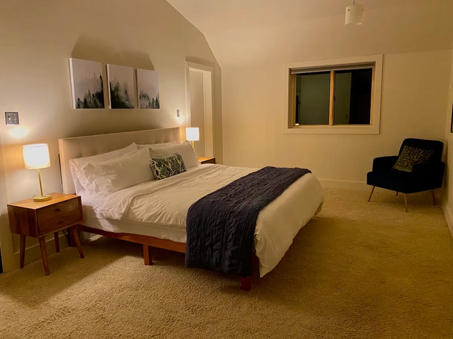 Photo - 296 Wentworth Rd