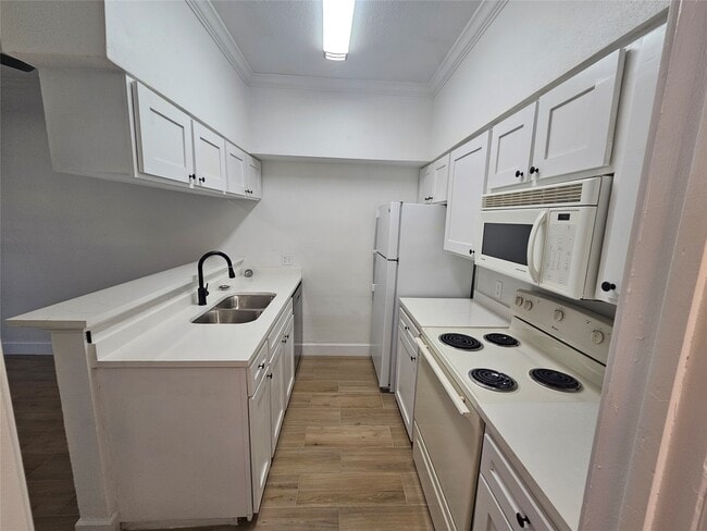 Photo - 2626 Holly Hall St Unit 601