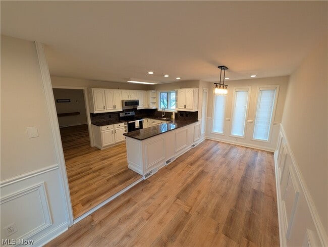 Photo - 8645 Courtland Dr