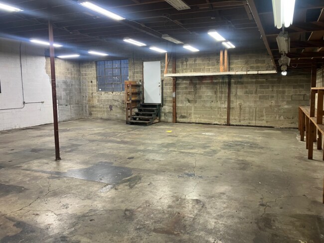 Photo - 1224 International Blvd