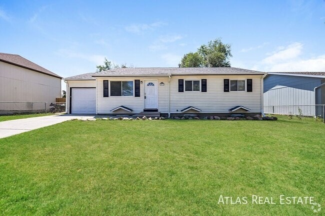 Building Photo - 4419 Dewey Dr Rental