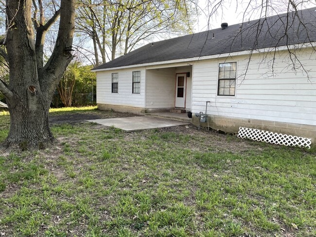 Photo - 4402 S Caraway Rd