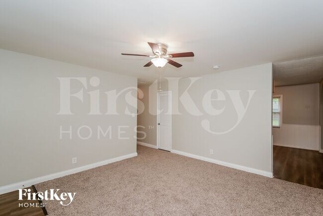 Photo - 4931 Karen Dr