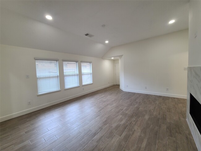 Photo - 2431 Morgan Ridge Ln