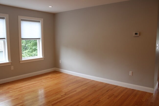 Photo - 19 Iona St Unit 3