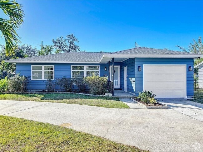 Building Photo - 1688 Bahia Vista St Rental